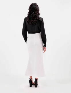 Discount Asymmetric Fascus With Opening Women Skirts