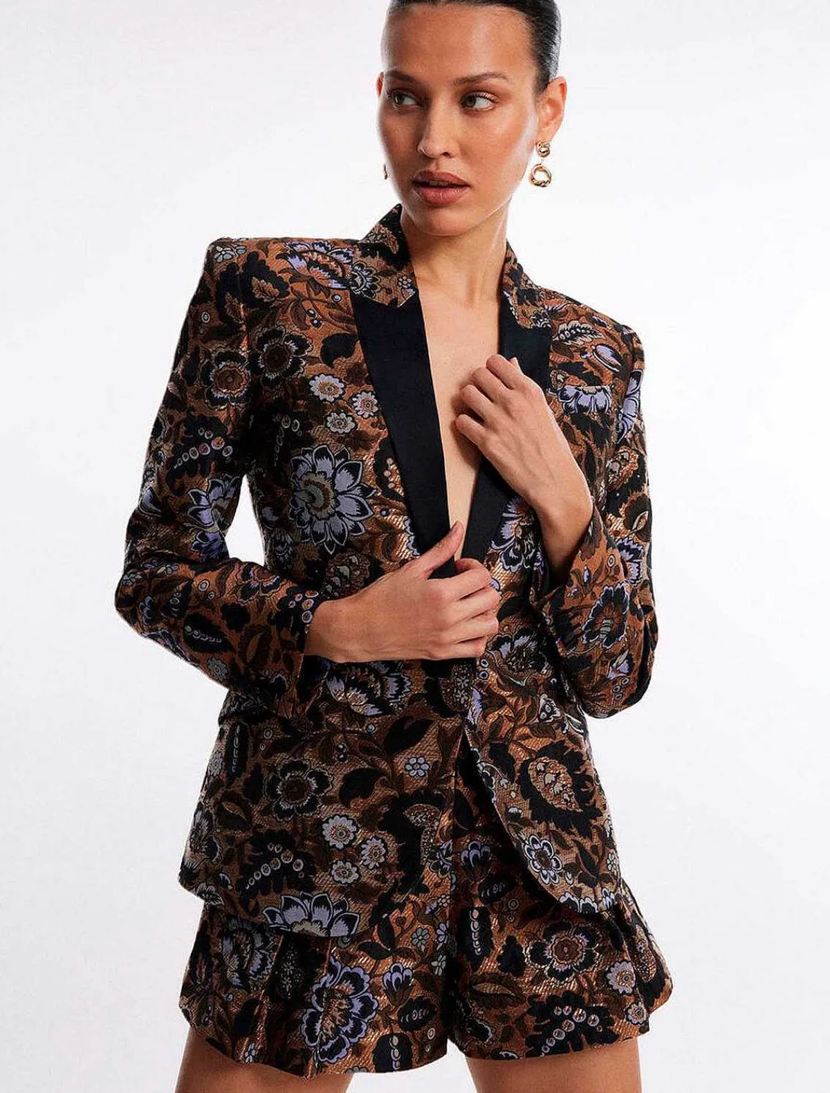 Best Sale Metallic Floral Jacquard Short Women Pantalones